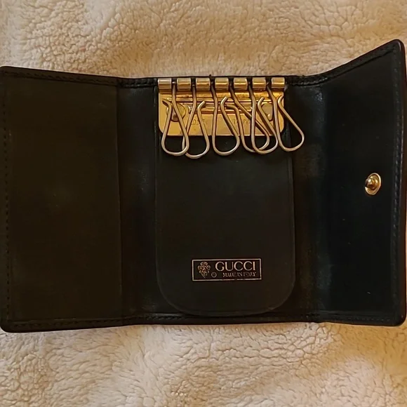 Gucci key case - Picture 3 of 5
